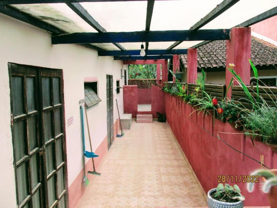 Lepá com Cozinha privativa House in São Sebastião