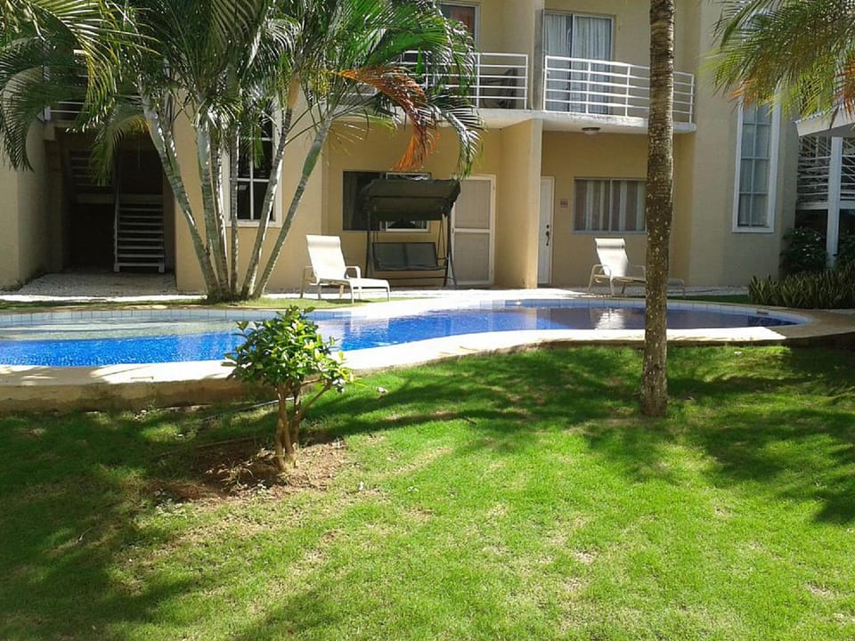 Garden, Swimming pool