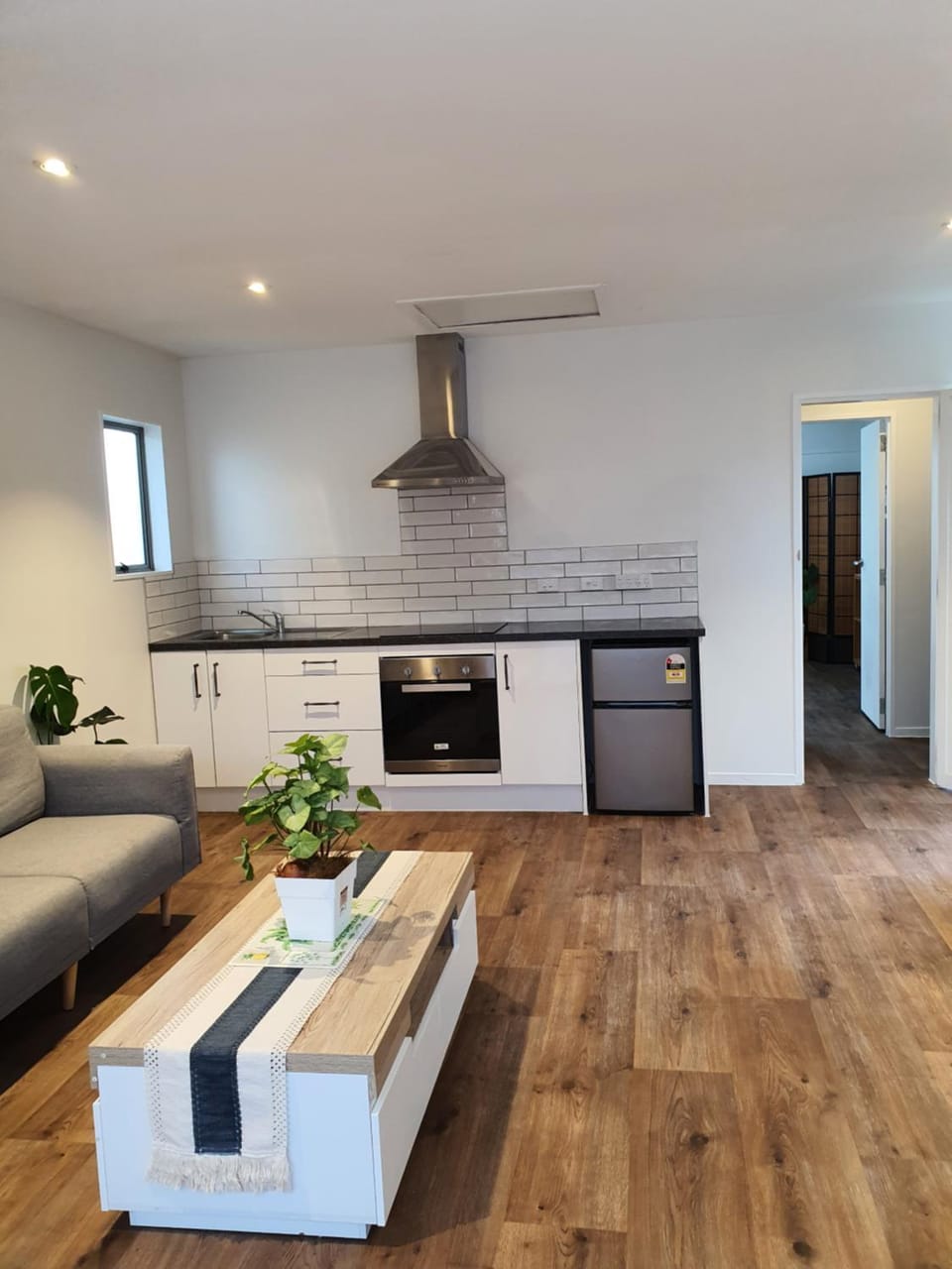 Kitchen or kitchenette, Living room, Lounge or bar