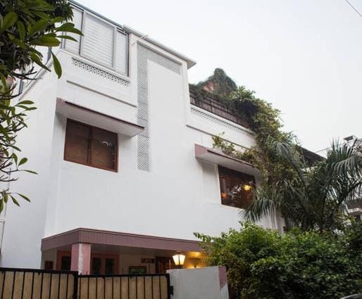Property building, Facade/entrance, Bird's eye view