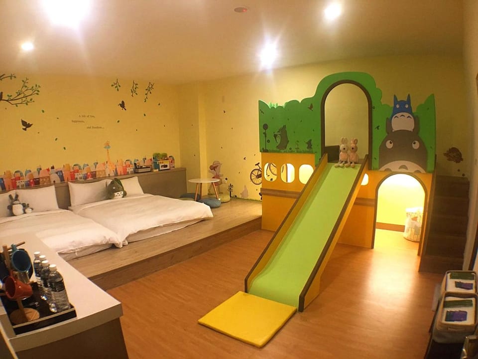 Children play ground, Bedroom