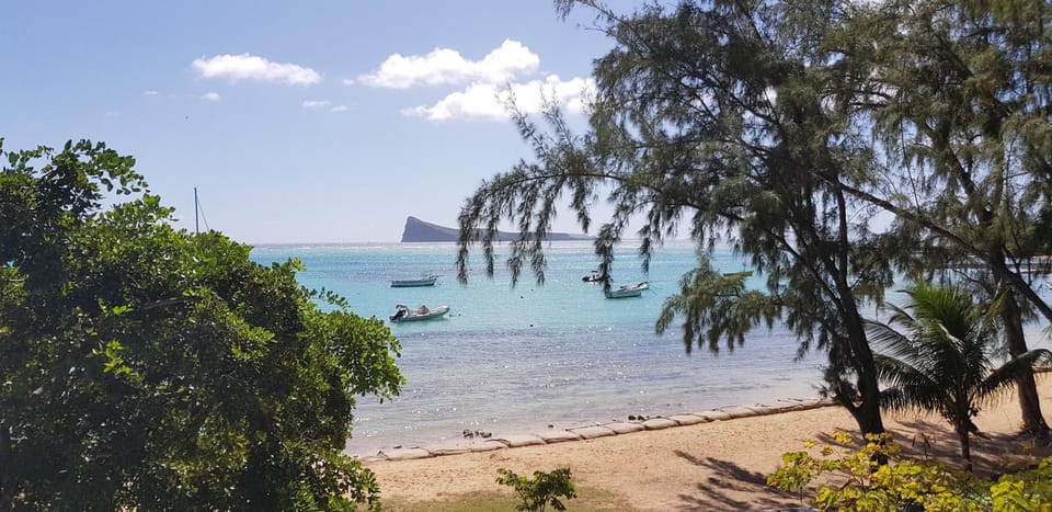 Nearby landmark, Beach