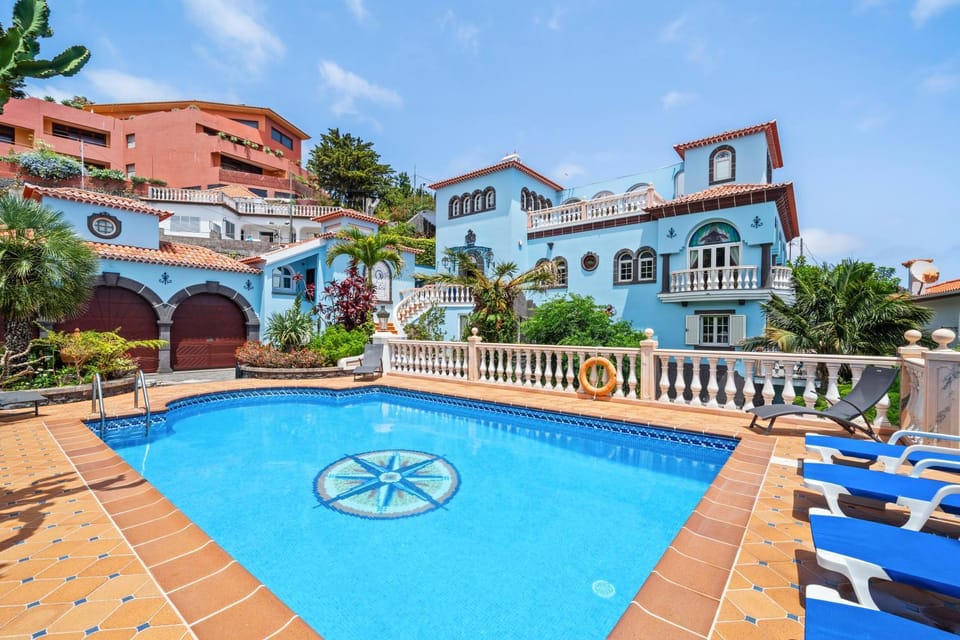 Quinta da Paz House in Caniço