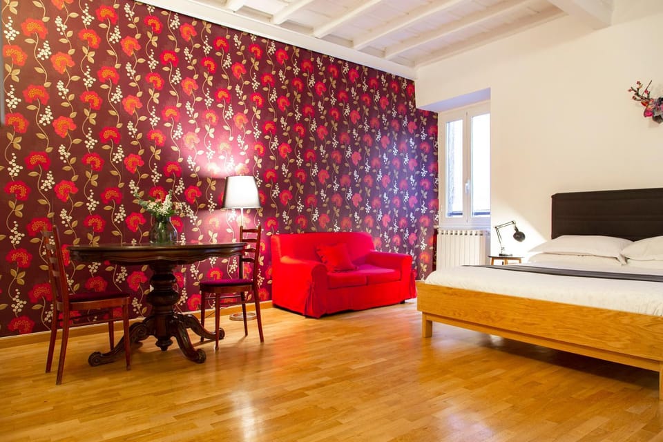 Communal lounge/ TV room, TV and multimedia, Living room, Photo of the whole room, Dining area, Bedroom