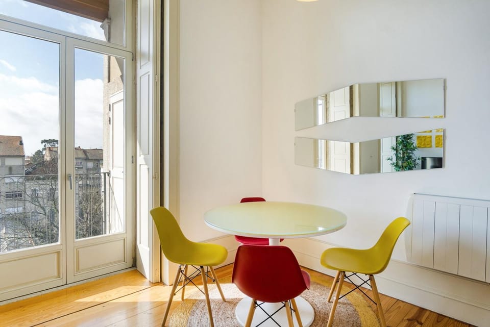 GuestReady - Urban oasis with private balcony Apartment in Porto