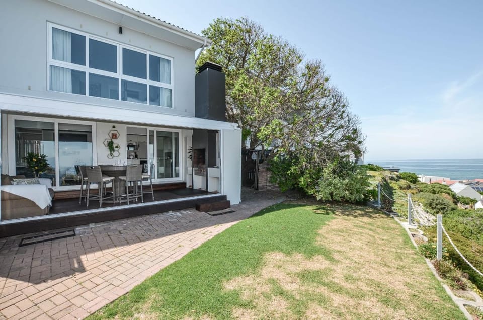 Emmaus-On-Sea Apartment in Western Cape