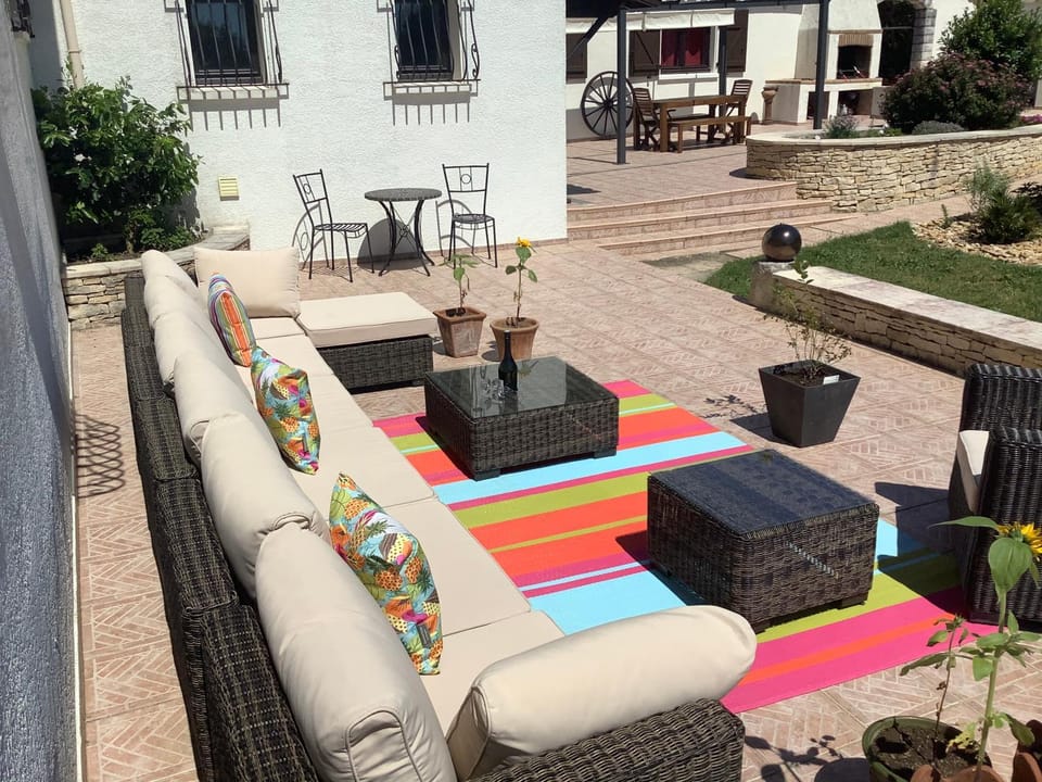 Seating area