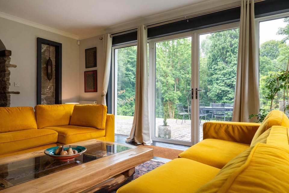 Strathendrick House Magnificent property with Garden House in Scotland