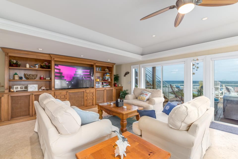 TV and multimedia, Balcony/Terrace, Living room, Seating area, Sea view