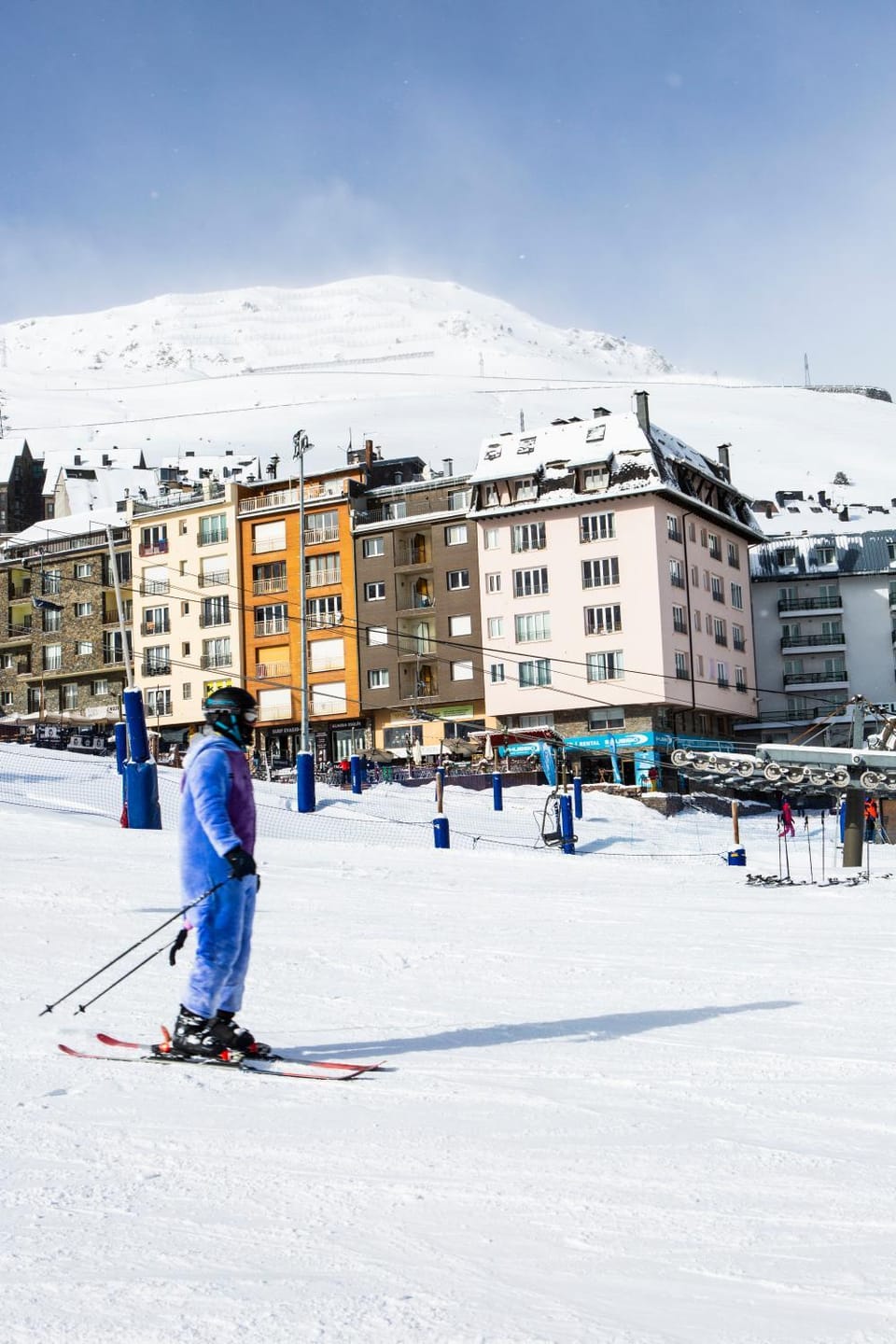 Skiing, Sports