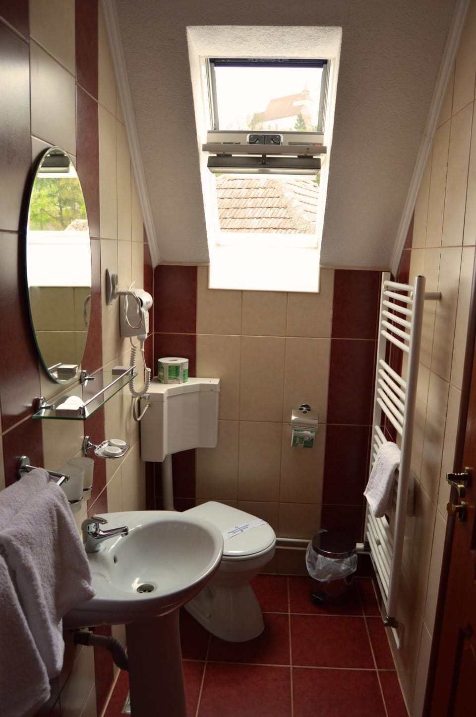 Shower, Toilet, Bathroom, Landmark view