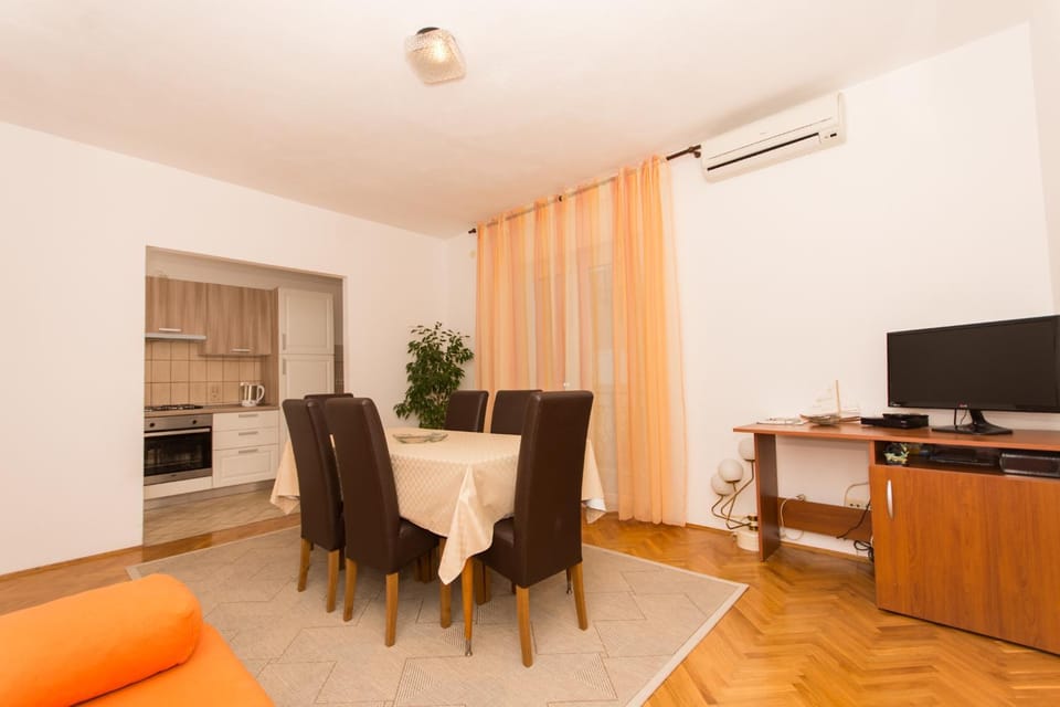 Apartmani Gaube Apartment in Okrug Gornji