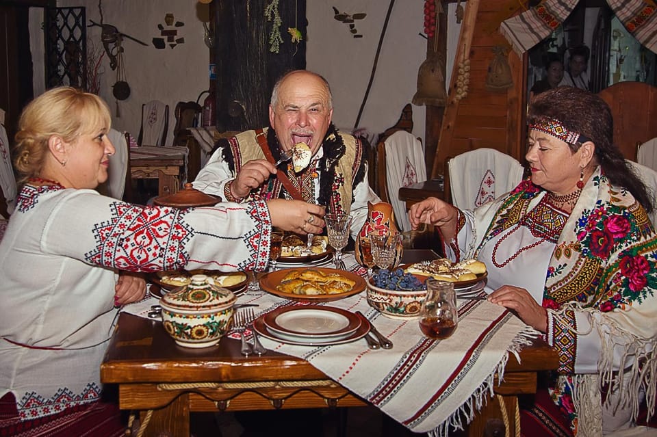 Restaurant/places to eat, Restaurant/places to eat, Evening entertainment