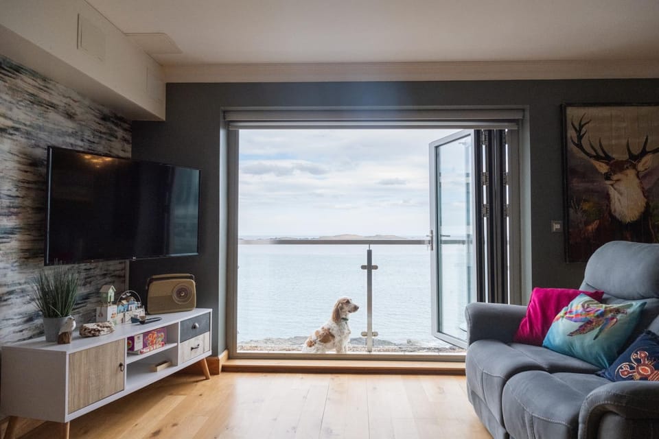 Natural landscape, Seating area, Sea view