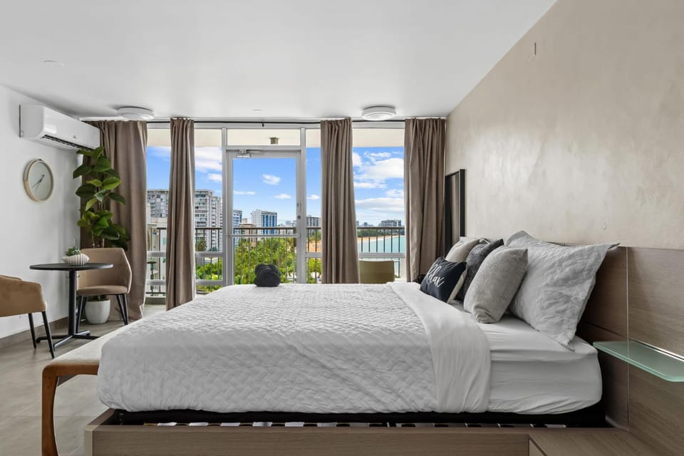 View (from property/room), Living room, Photo of the whole room, Bedroom