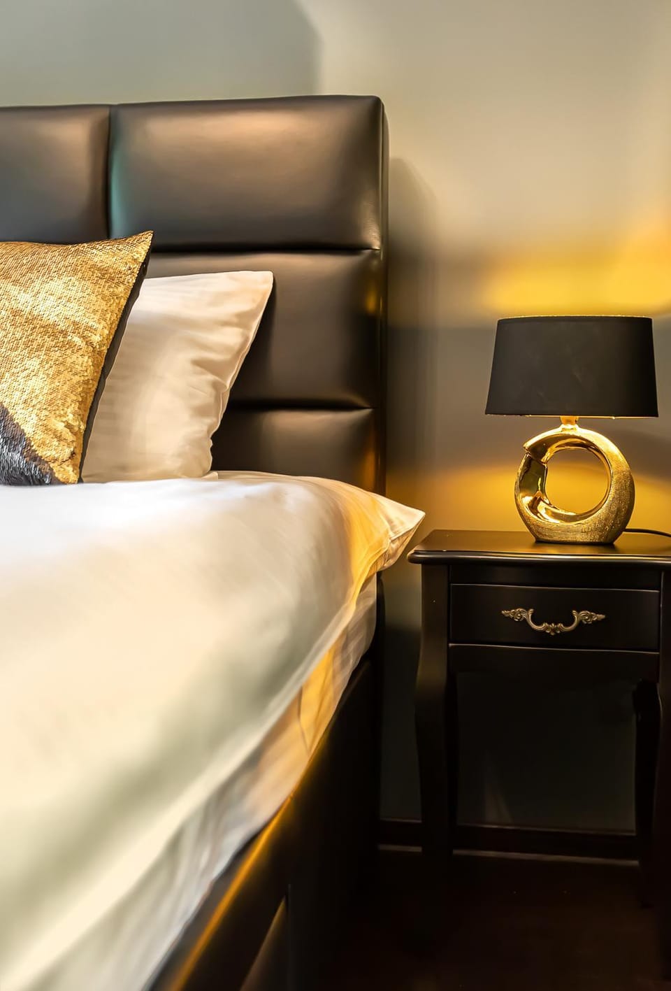 Bed, Decorative detail, Bedroom