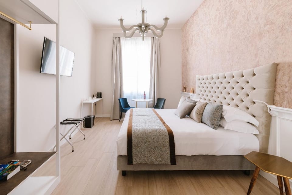 Rhea Silvia Luxury Navona Bed and Breakfast in Rome