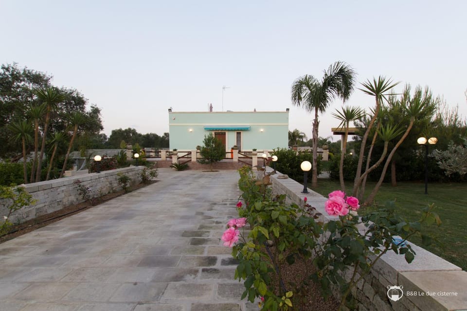 Facade/entrance, Garden, Sunset