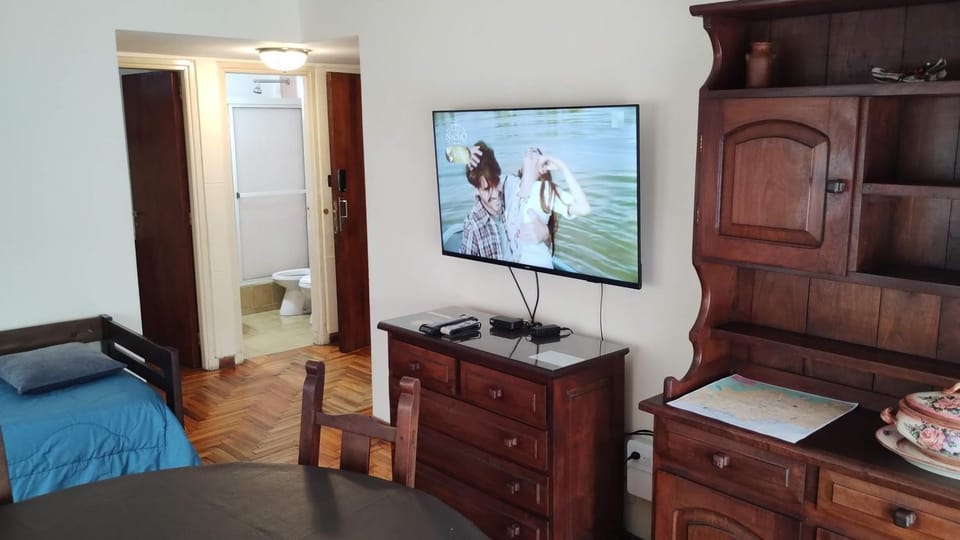 TV and multimedia, Dining area, hair dresser