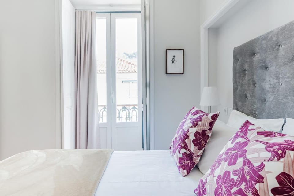 Bed, Balcony/Terrace, Bedroom