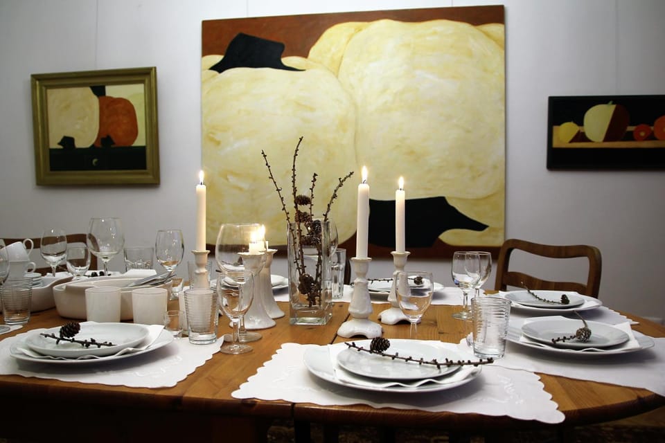 Food close-up, Photo of the whole room, Decorative detail, Dining area, Food