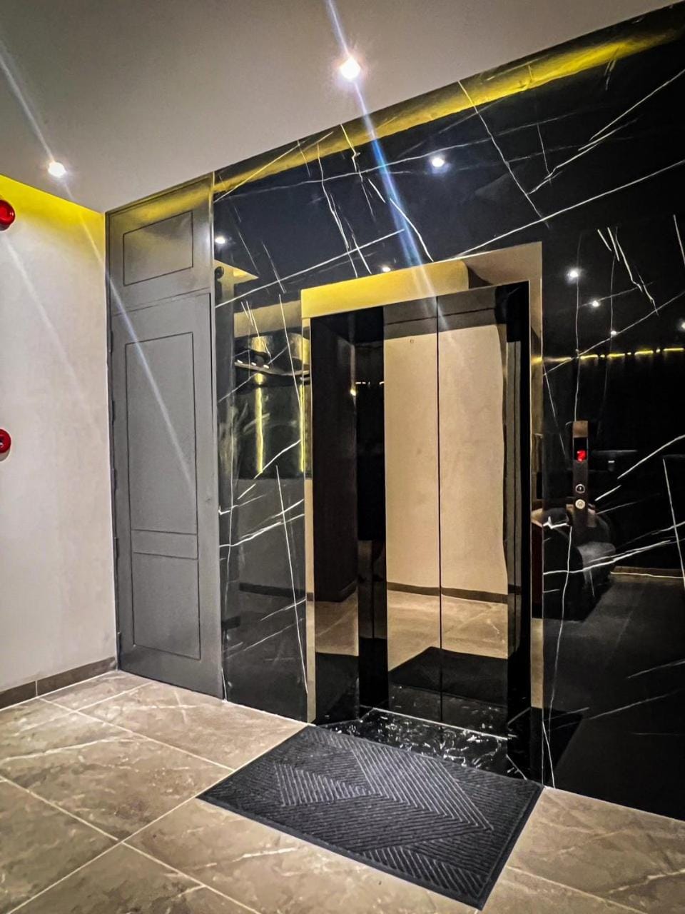 elevator