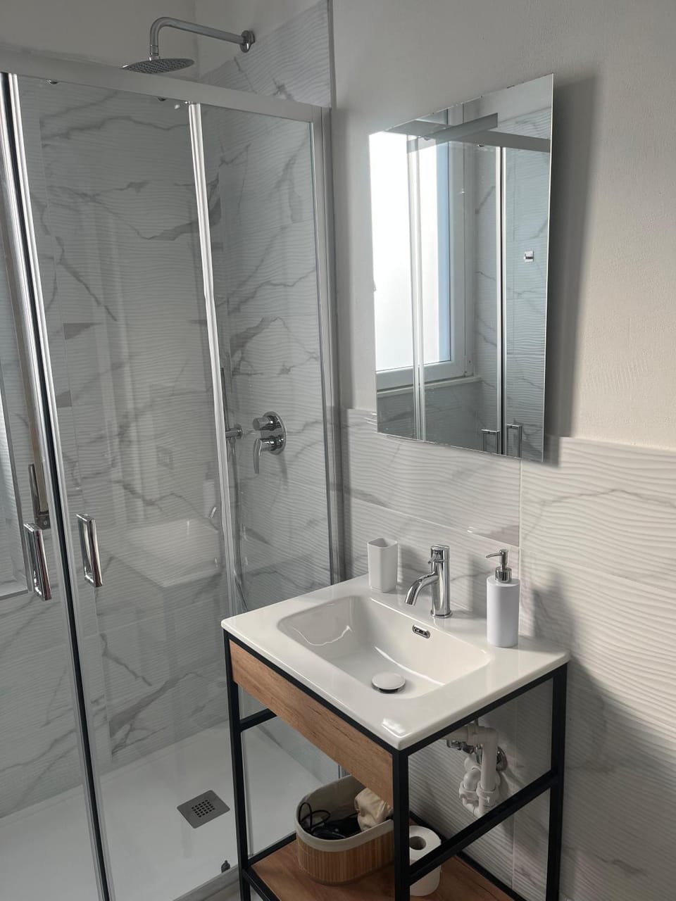 Como Ricky Apartment with parking nearby Apartment in Como