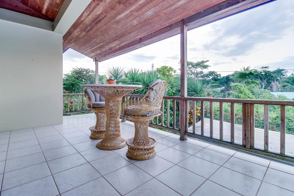 Suite at Villa Maya -Gold Standard and Certified House in San Ignacio