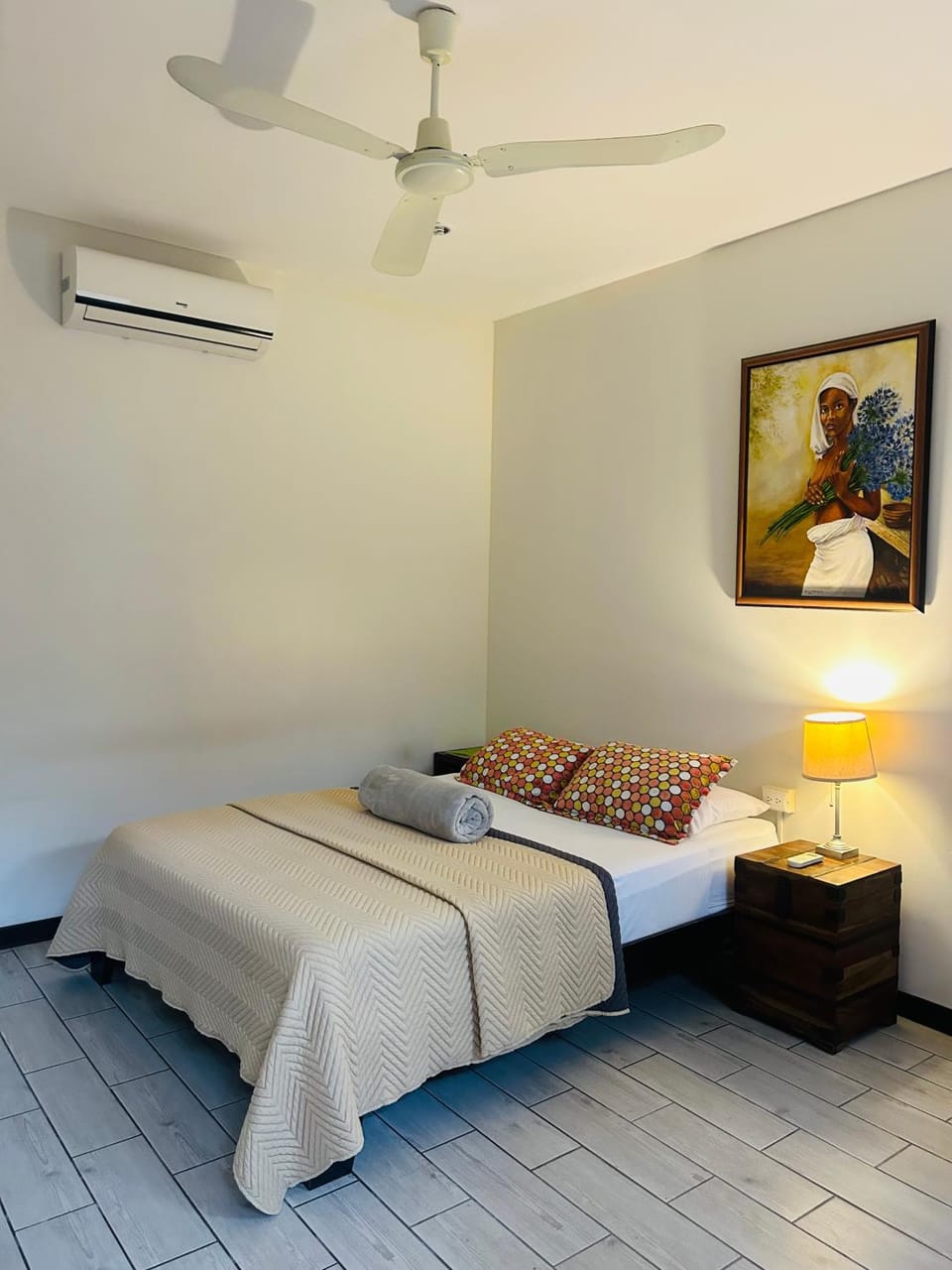 Bed, Bedroom, air conditioner