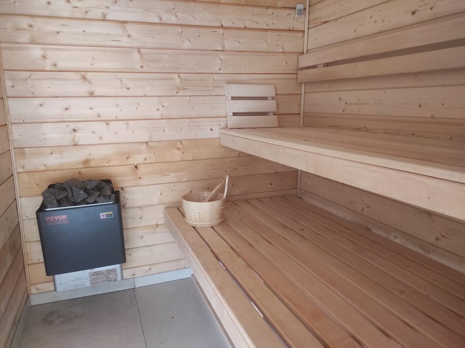 Sauna, Sauna, Spa and wellness centre/facilities