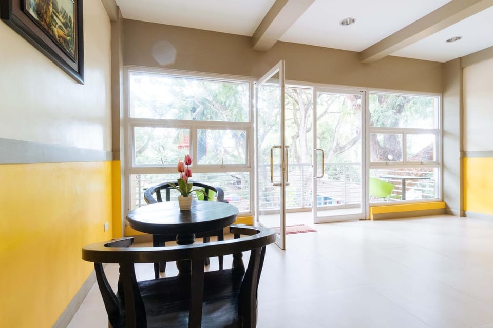 Lobby or reception, Seating area