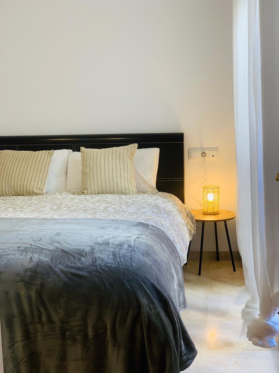 Puente Miraflores Apartment in Cordoba