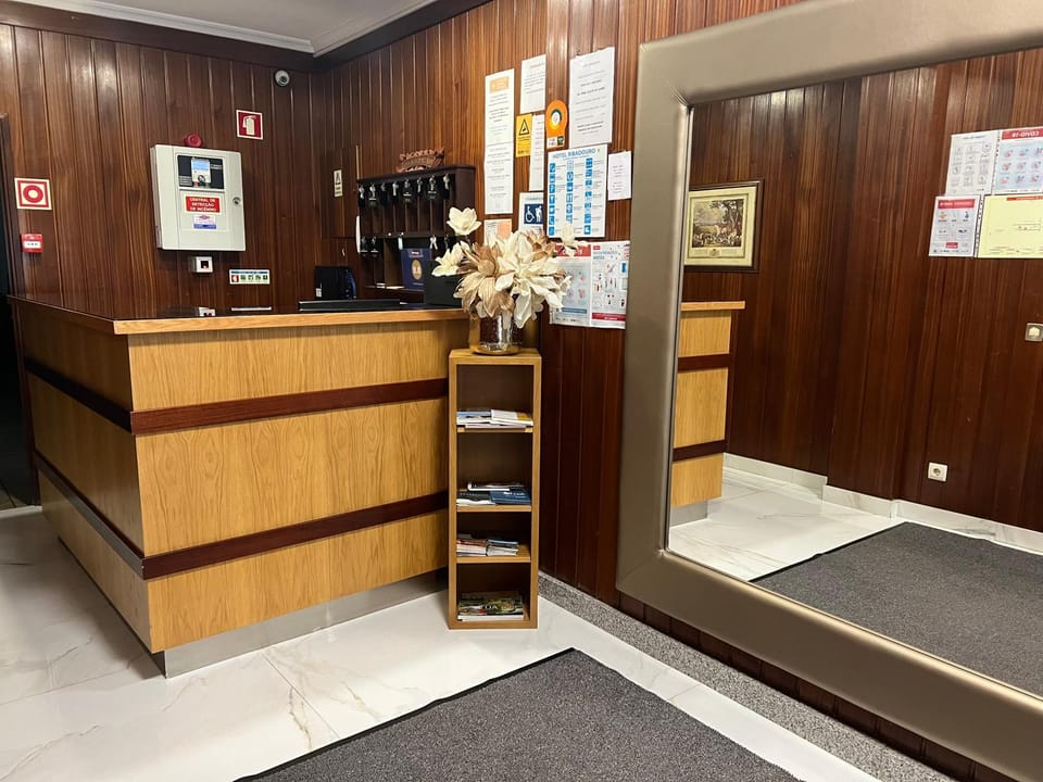 Lobby or reception, Lounge or bar