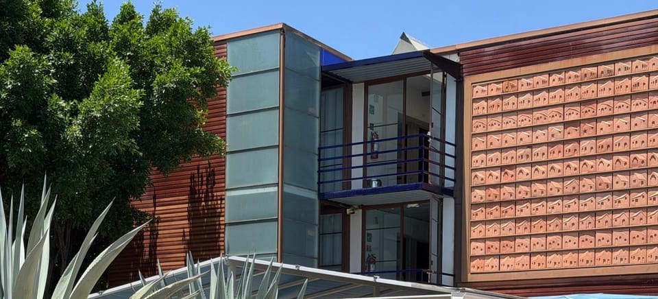Property building, Facade/entrance