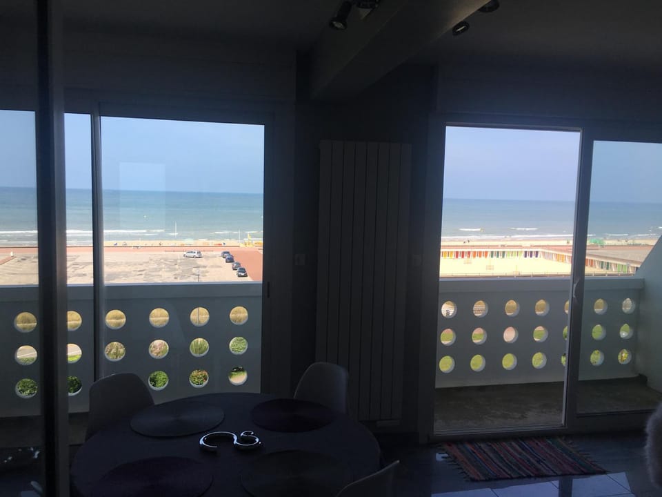 L'eau Vive Front de mer 4e sans ascenseur Apartment in Hauts-de-France