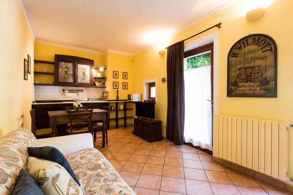 Relais Dei Cesari House in Lombardy