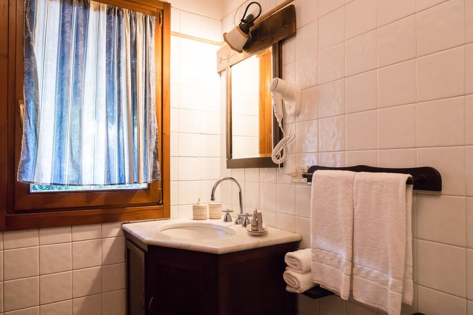 Relais Dei Cesari House in Lombardy