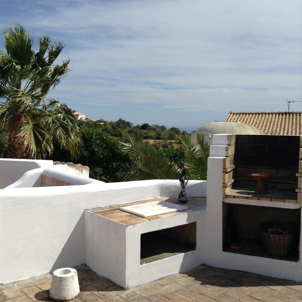 BBQ facilities, Sea view