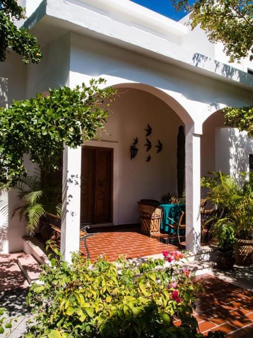 La Posada Del Tepeyac Bed and Breakfast in La Paz