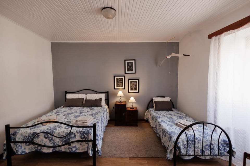 Bedroom, Family