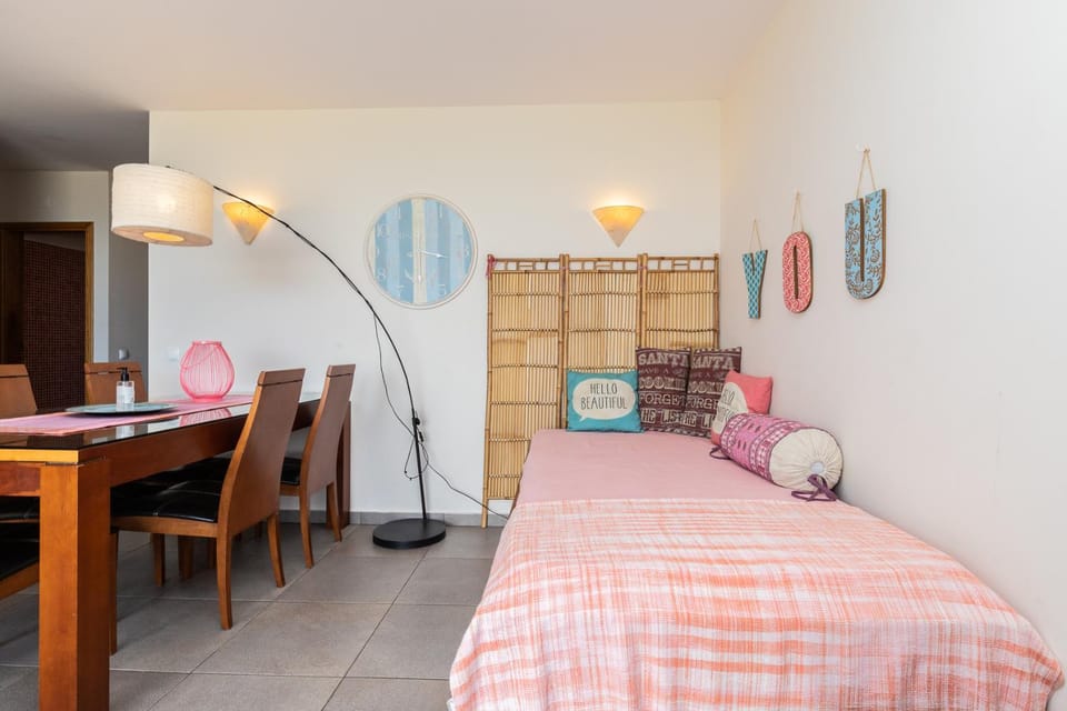 Bed, Living room, Dining area