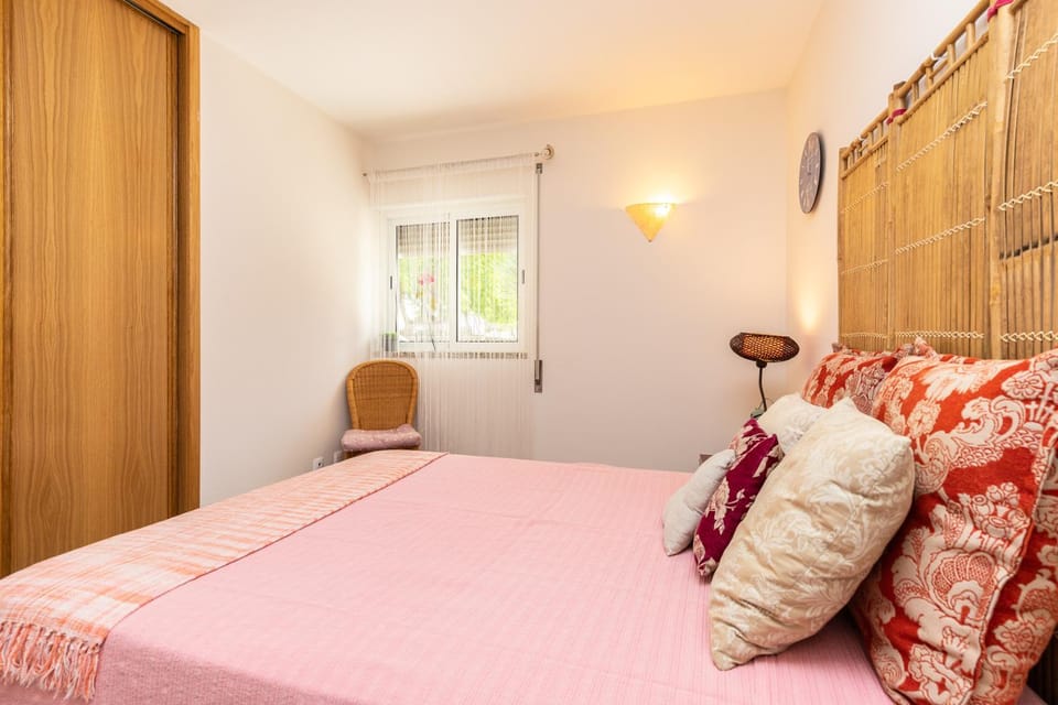 Bed, Bedroom, wardrobe