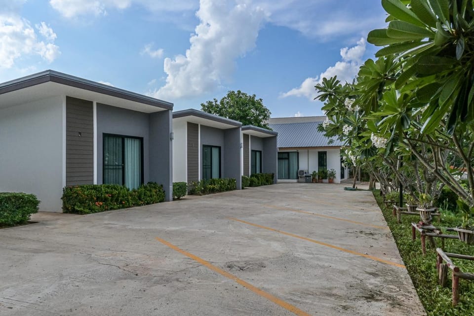 Property building, Parking