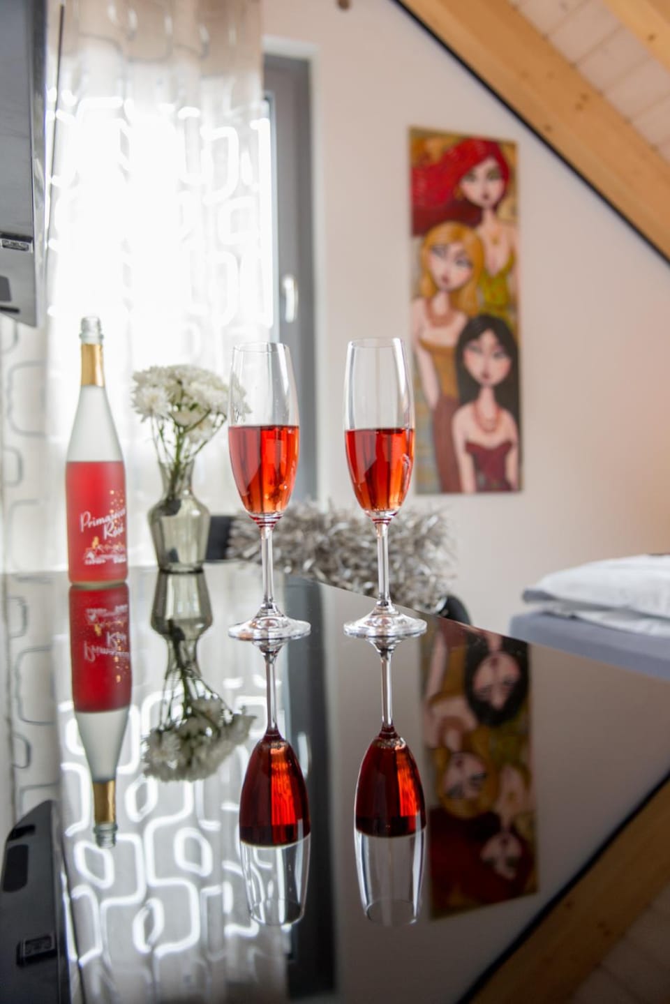 Bedroom, Alcoholic drinks