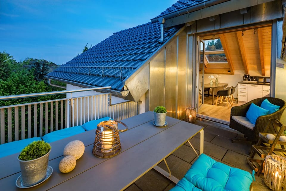 Balcony/Terrace, Seating area, Dining area, Garden view, dishwasher, kitchen