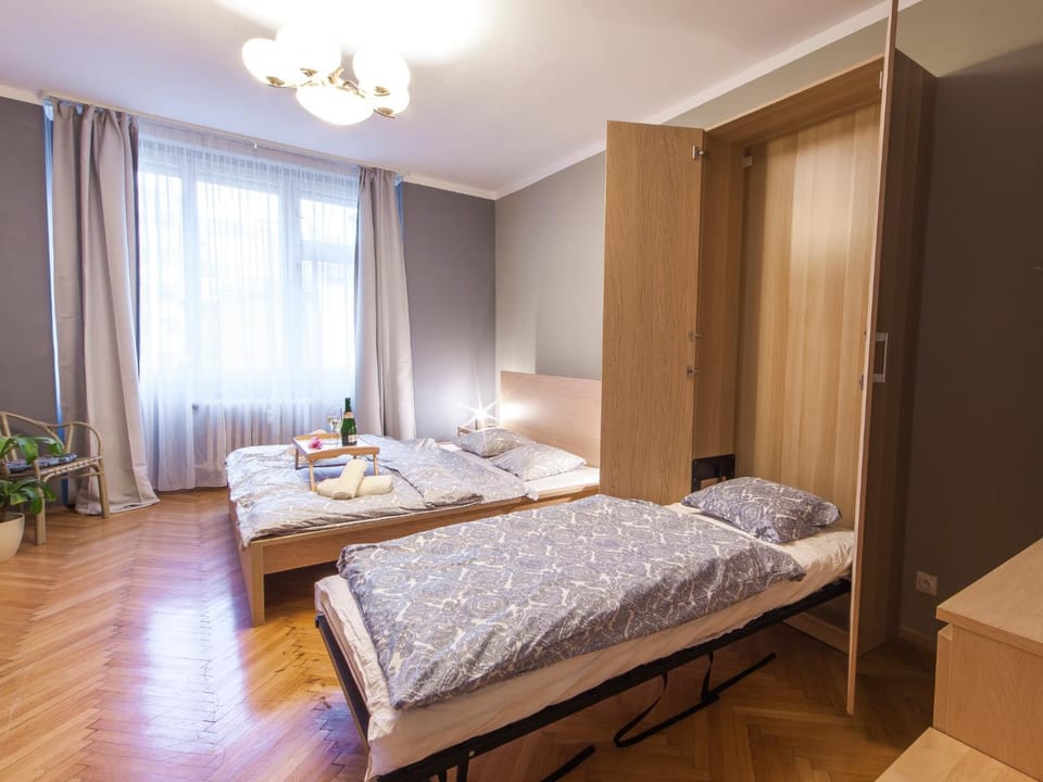 Bed, Photo of the whole room, Bedroom