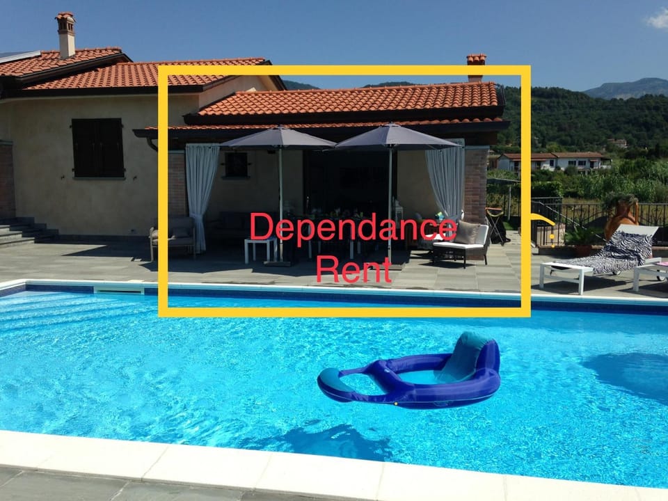 Property building, Pool view, Swimming pool, sunbed