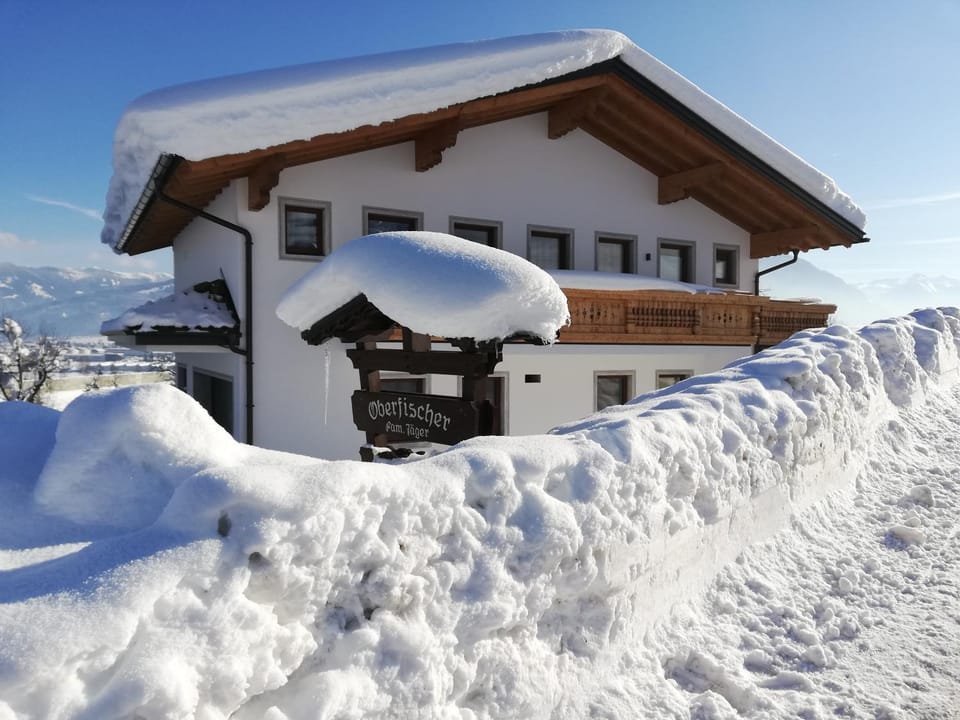Property building, Winter
