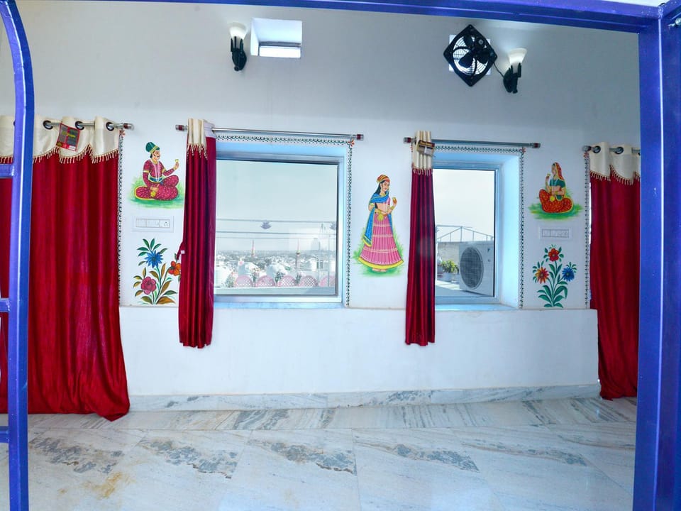 L G Guest House Bed and Breakfast in Rajasthan