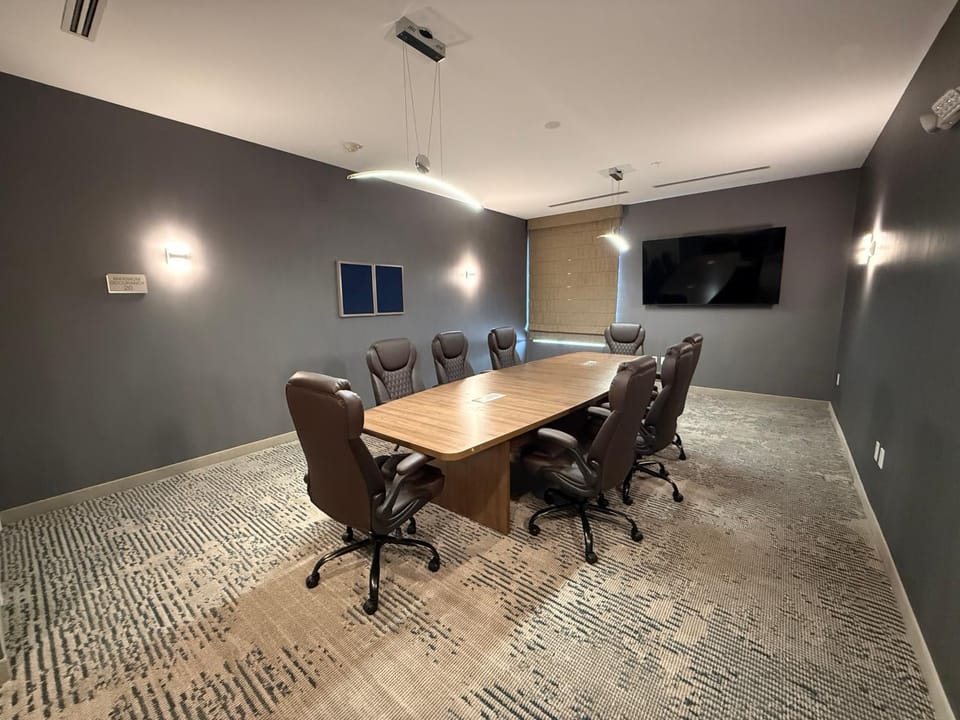 Meeting/conference room